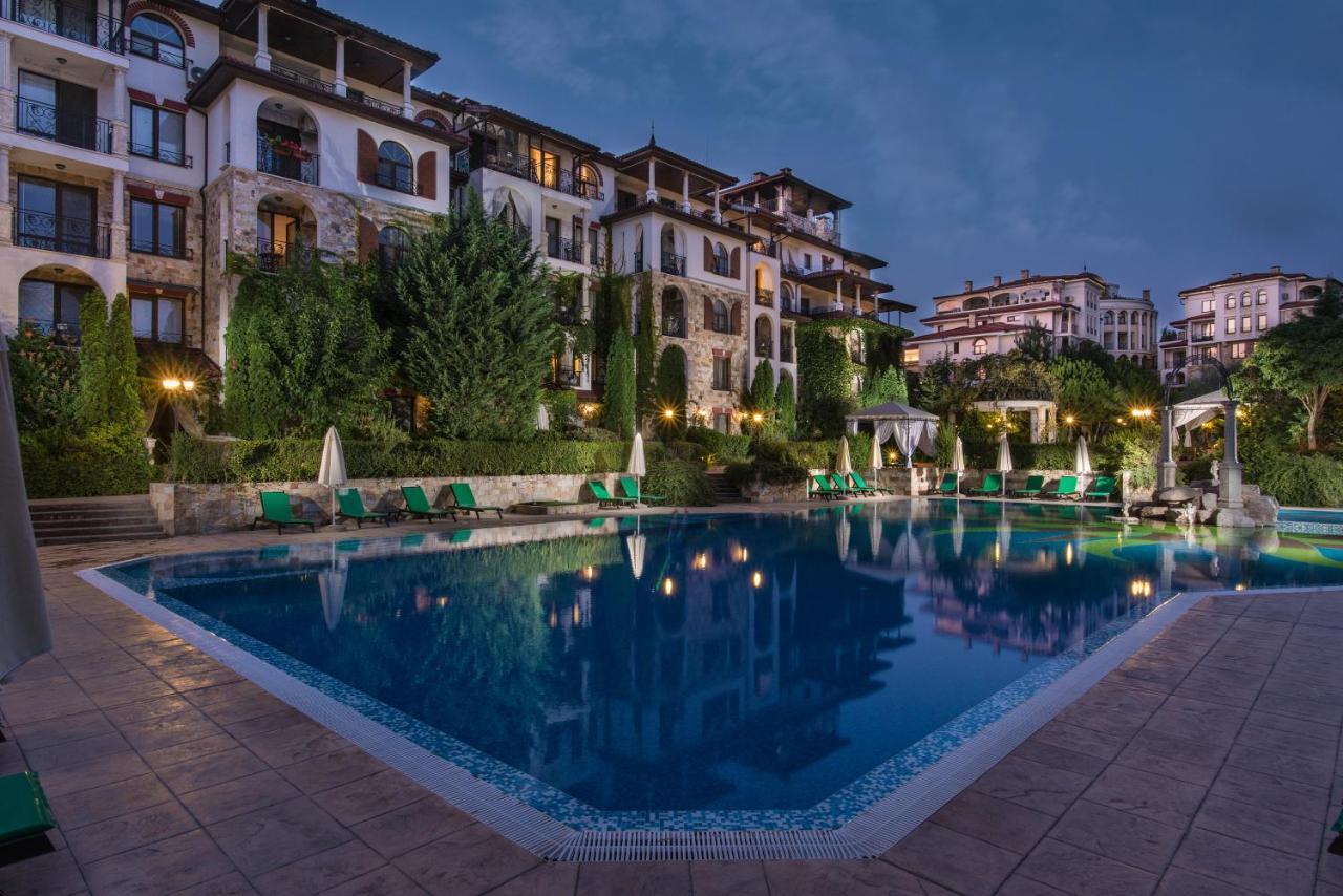 Esteban Vip Residence Club 内塞伯尔 外观 照片